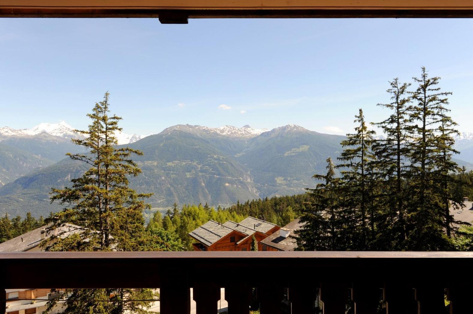 Hotel Helvetia Intergolf Кран-Монтана Экстерьер фото