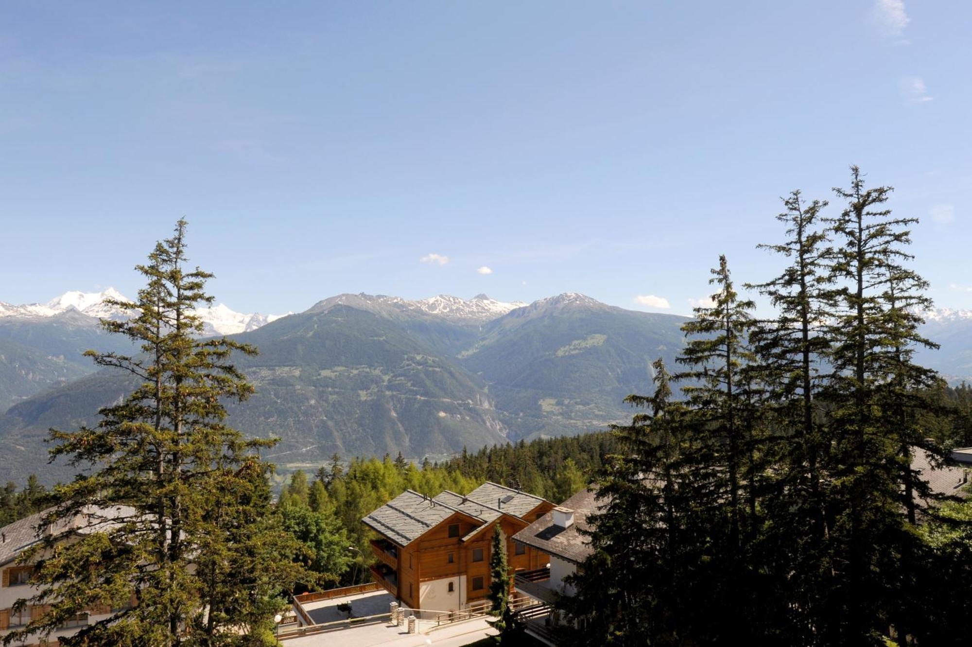 Hotel Helvetia Intergolf Кран-Монтана Экстерьер фото